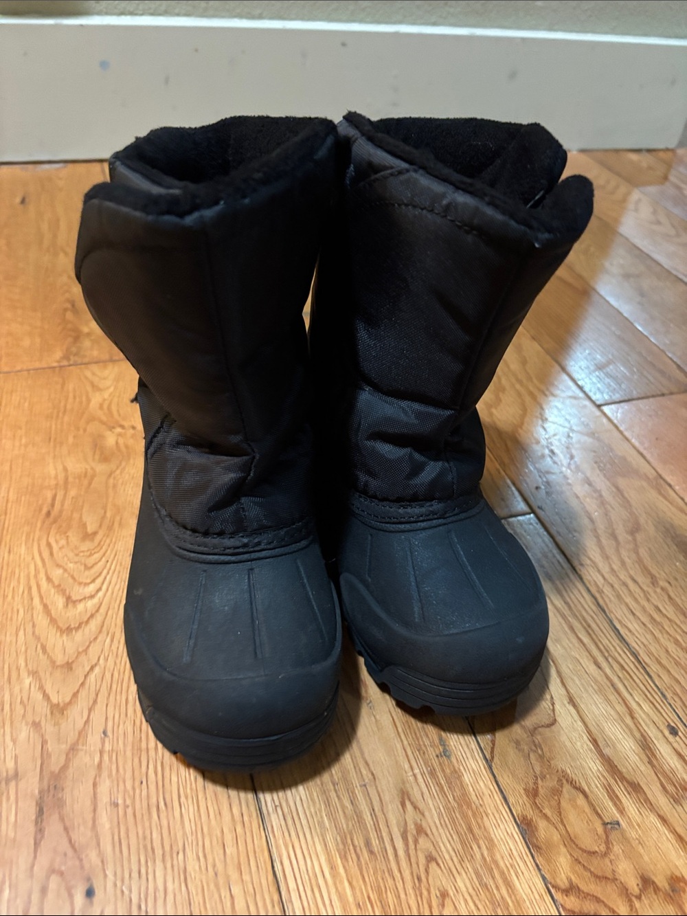 Northside Kids Black Insulated Snow Boots